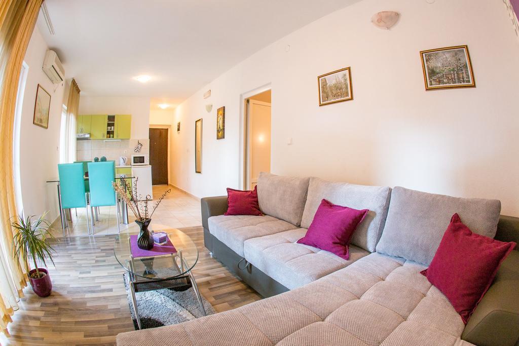 Villa Nadezda Petrovac Exteriör bild