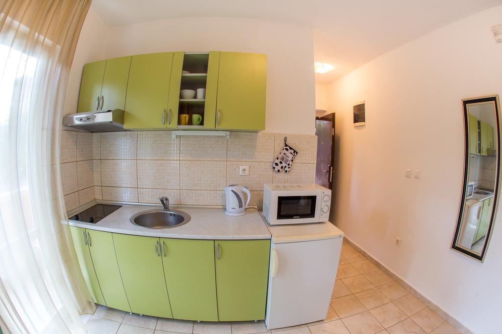 Villa Nadezda Petrovac Exteriör bild