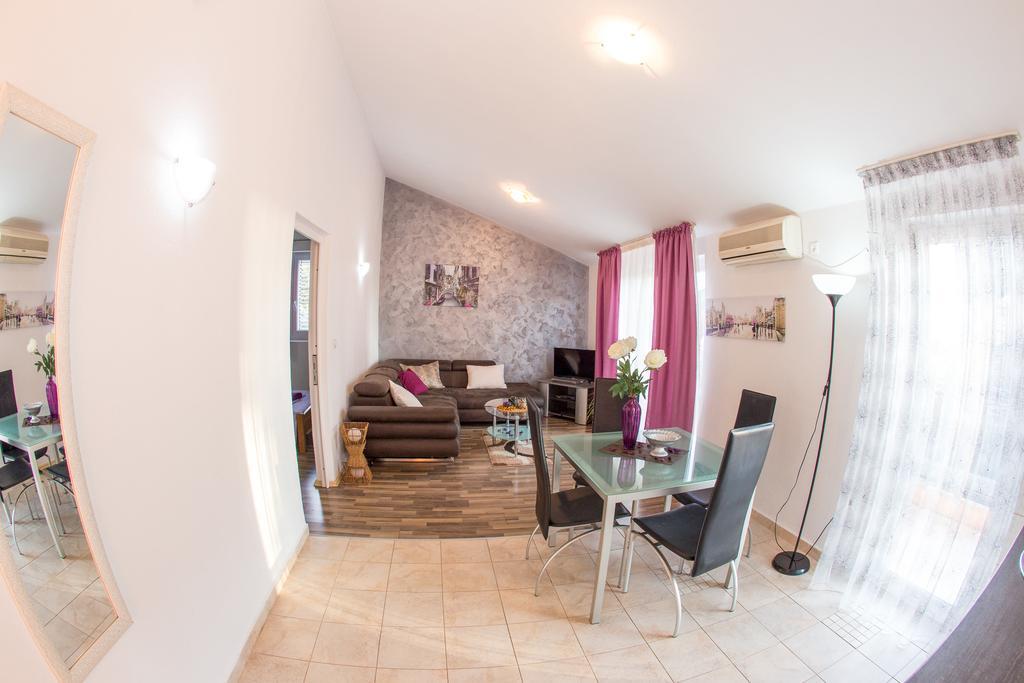 Villa Nadezda Petrovac Exteriör bild