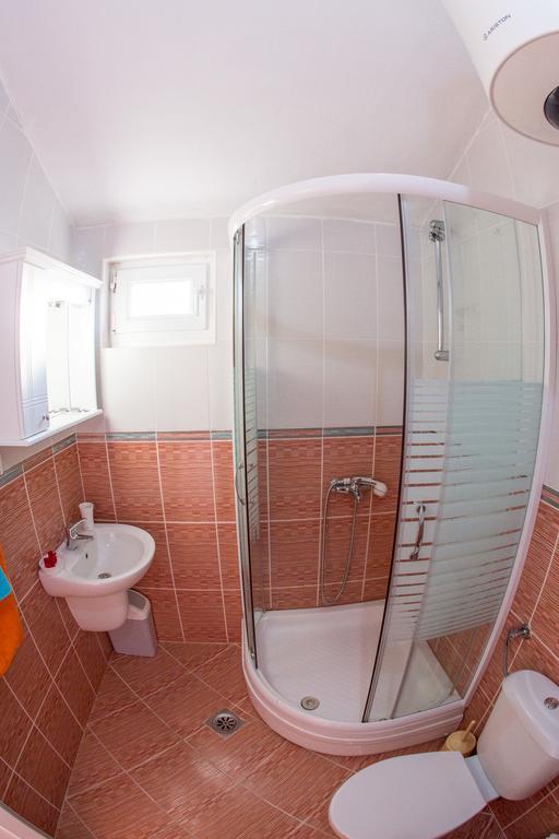 Villa Nadezda Petrovac Exteriör bild